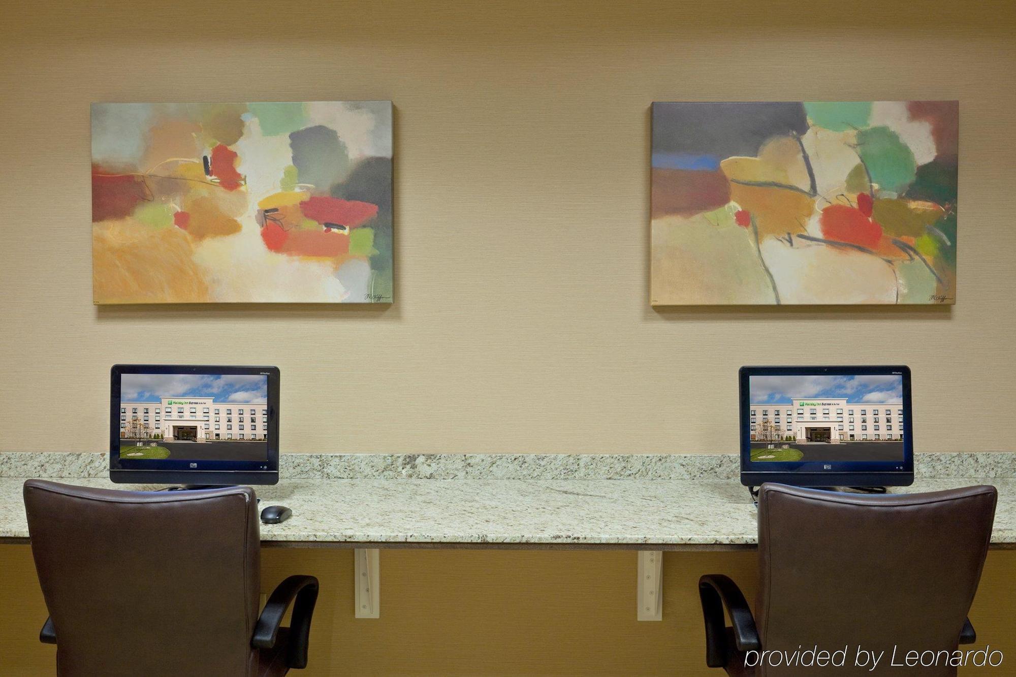 Holiday Inn Express & Suites Malone By Ihg Facilities photo